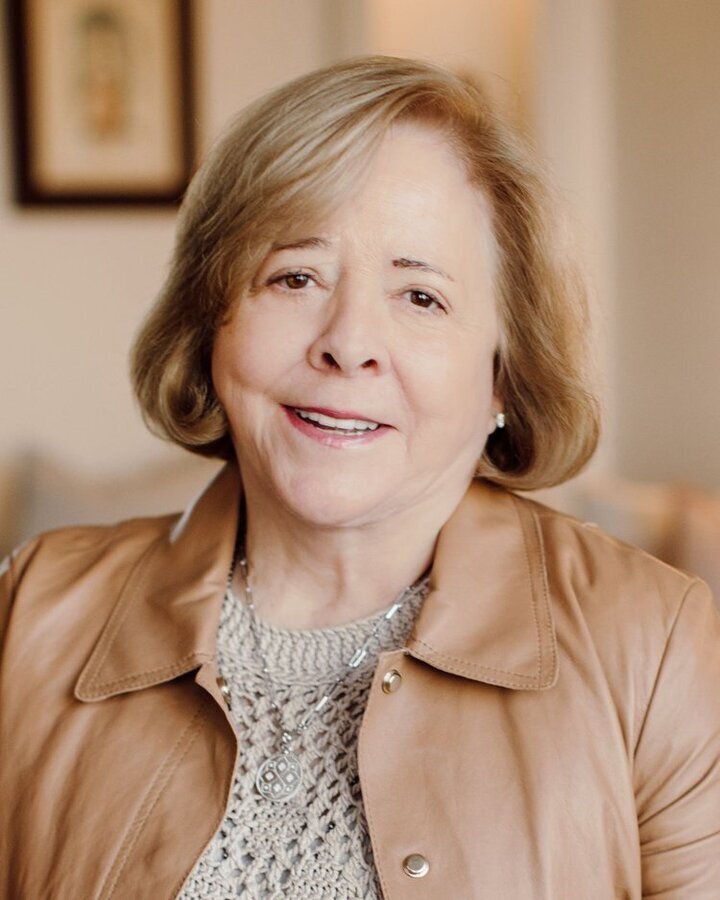 Deanne Fairfield